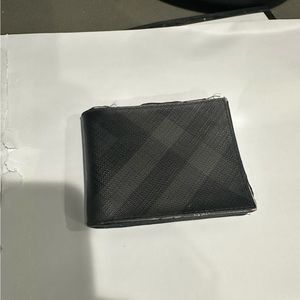 Men’s Burberry Wallet